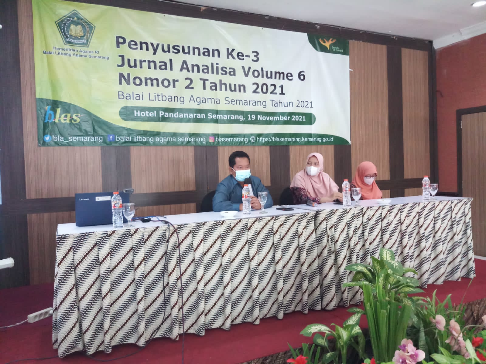 Penyusunan Ke-3 Jurnal Analisa Vol. 6 No. 2 Th. 2021 Balai Litbang Agama Semarang Tahun 2021